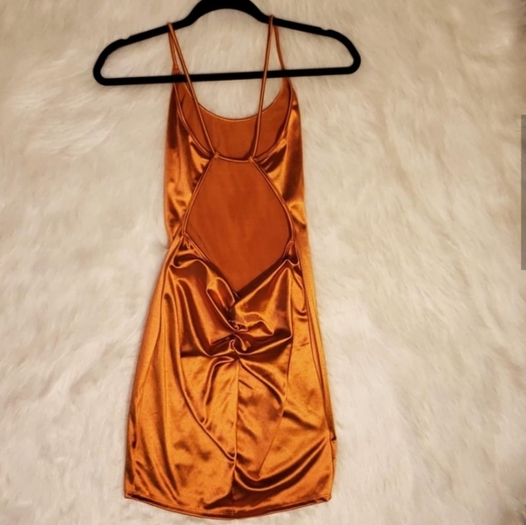 Charlotte Russe Ruched Back Dress - Picture 2 of 5